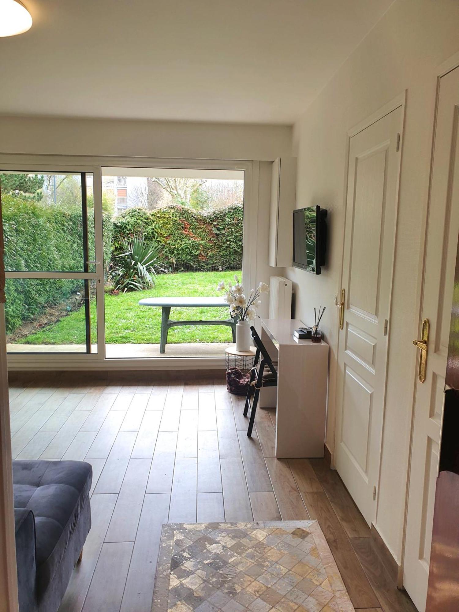 Appartement Avec Jardin Prive - 2 A 4 Voyageur Σαβίλ Εξωτερικό φωτογραφία